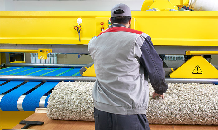 Chemische Reinigung und Teppichreinigung